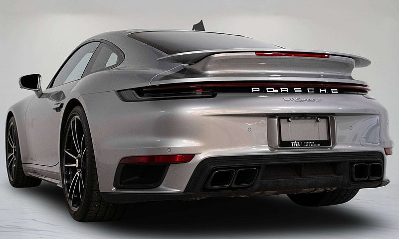 2022 Porsche 911 Tur...