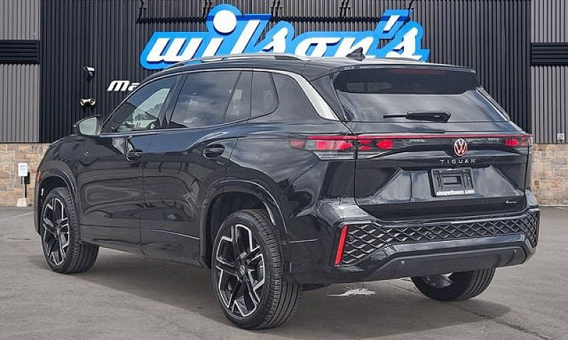 2025 Volkswagen Tigu...