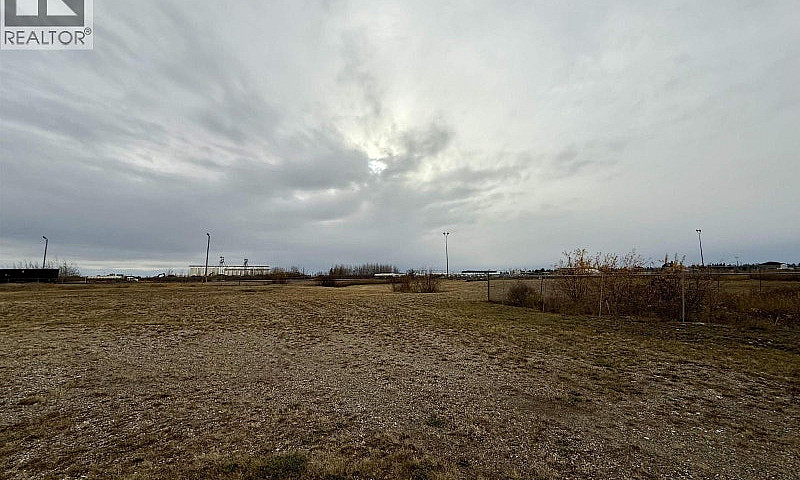 7405 100 Avenue Fort...