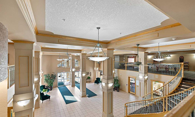 2 Bed, 2 Bath Condo ...