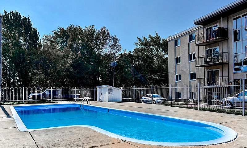 4 ½ - Charlesbourg -...