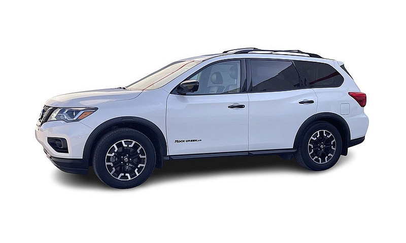 2020 Nissan Pathfind...