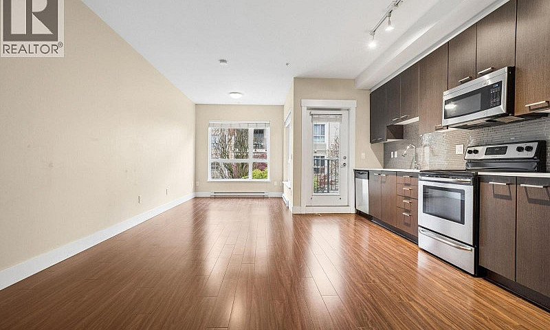 206 2473 Atkins Aven...