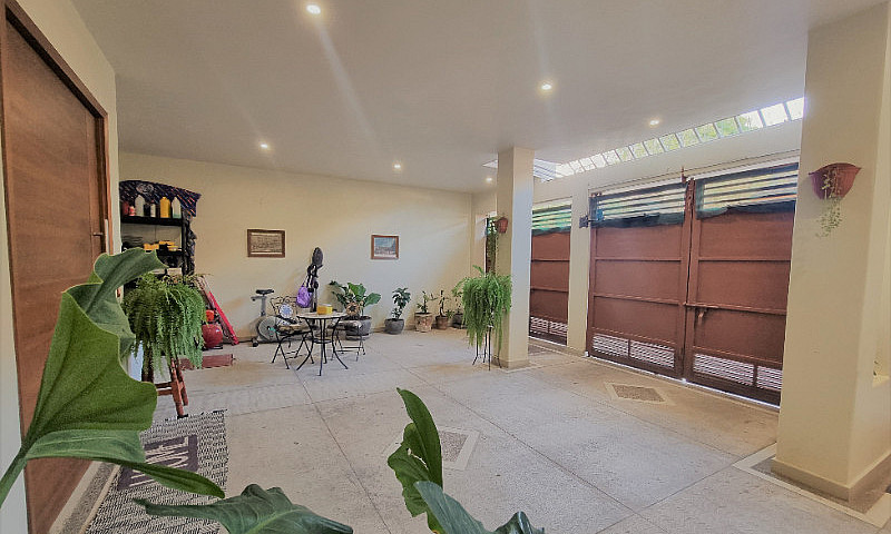 House For Sale In Ix...