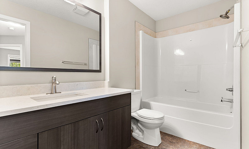 #22-4537 Delhaye Wy-...