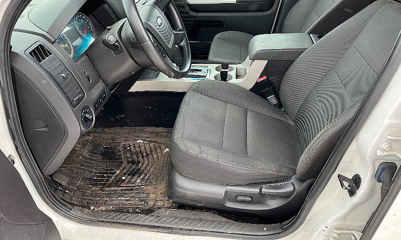 2011 Ford Escape...