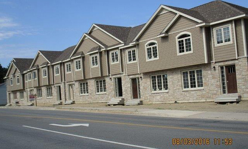 Beautiful Townhouses...