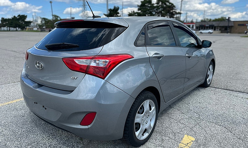 2016 Hyundai Elantra...
