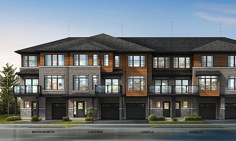 Oakville- Luxury Lar...
