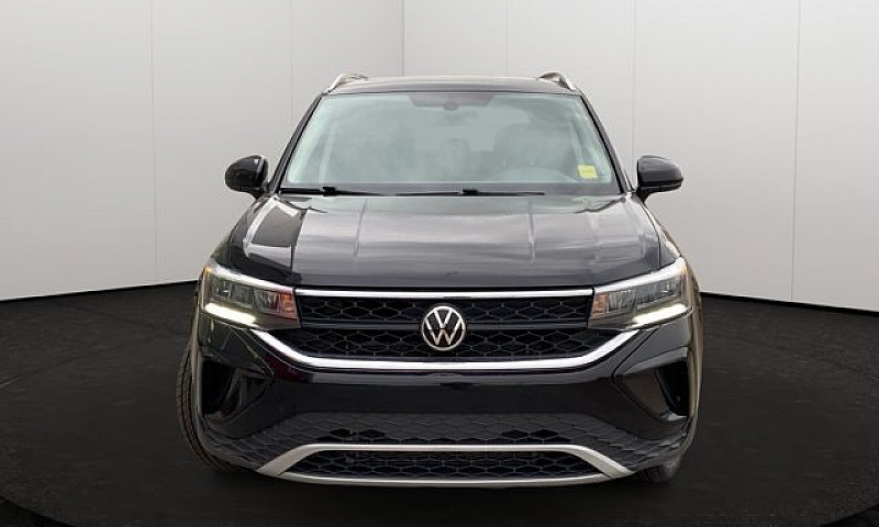 2022 Volkswagen Taos...