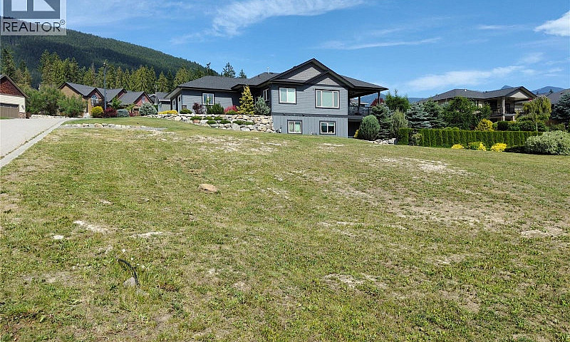 1002 Selkirk Drive C...