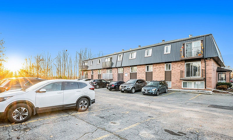 2 Bedroom 1 Bath At ...