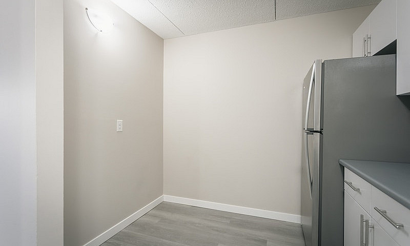 Ashbury Place - Spac...