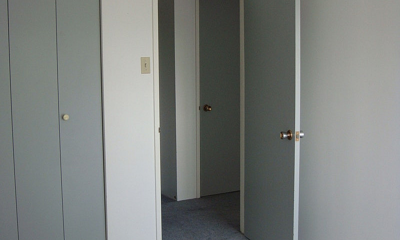 Large 1 Bedroom - 16...