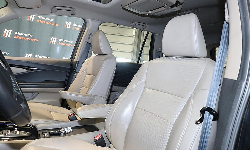 2020 Honda Pilot Tou...