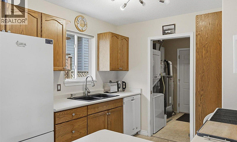 1951 Lodgepole Drive...
