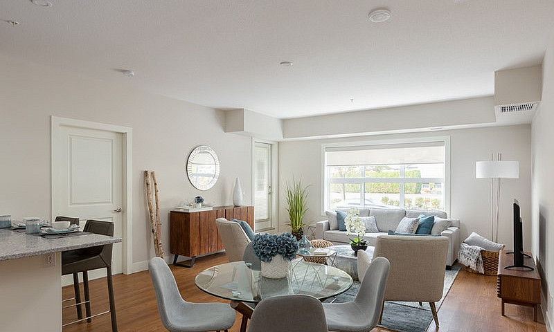 Rare 3 Bdrm Apartmen...