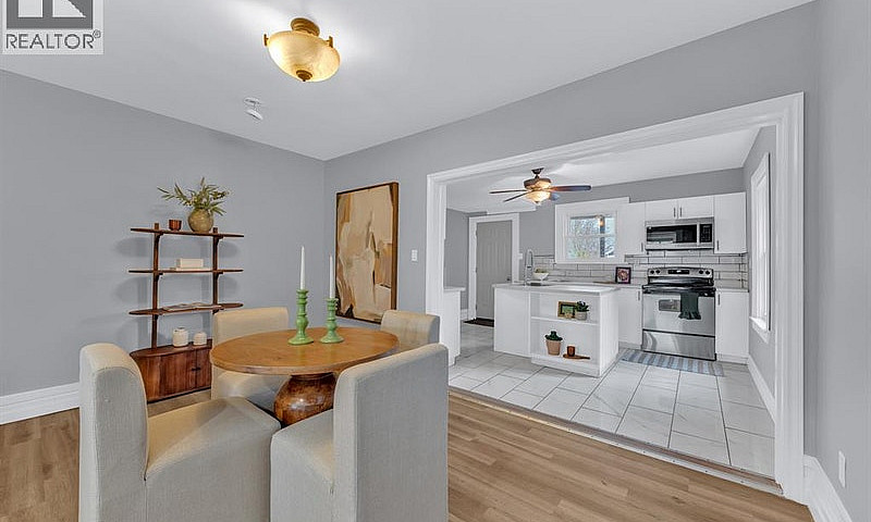2177-2181 Howard Ave...