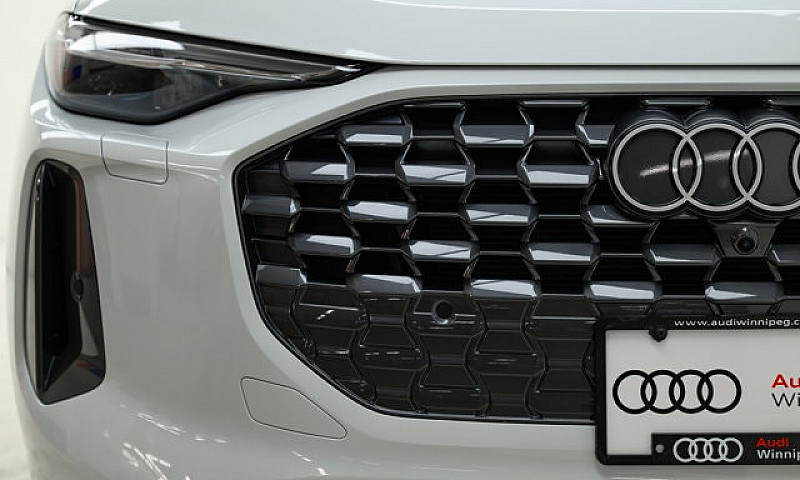2025 Audi Q5 Progres...
