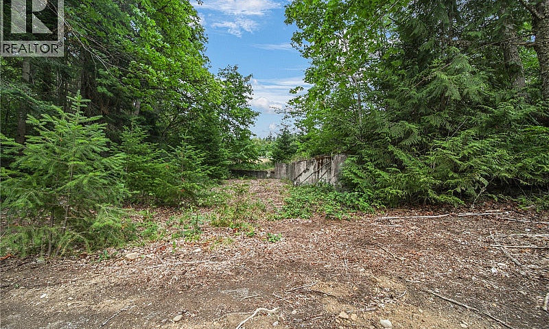5608 Kitsuksis Rd Po...