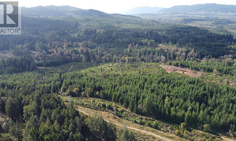 Lot 5 Wild Rose Blvd...