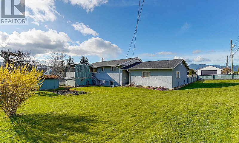 4260 Montrose St Por...