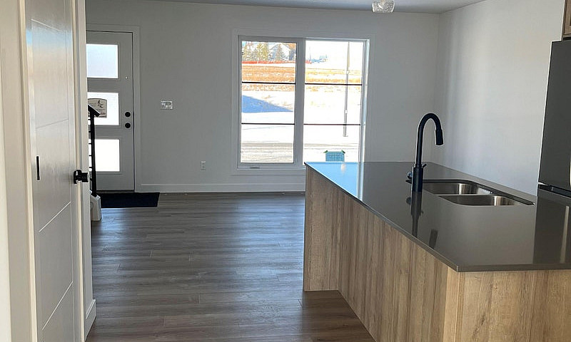 Brand New 3 Bedroom ...