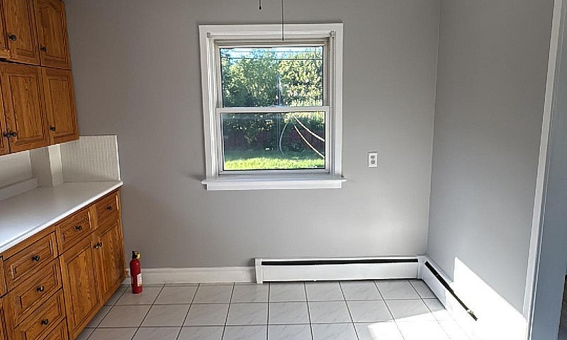 3 Bed / 1 Bath Home ...