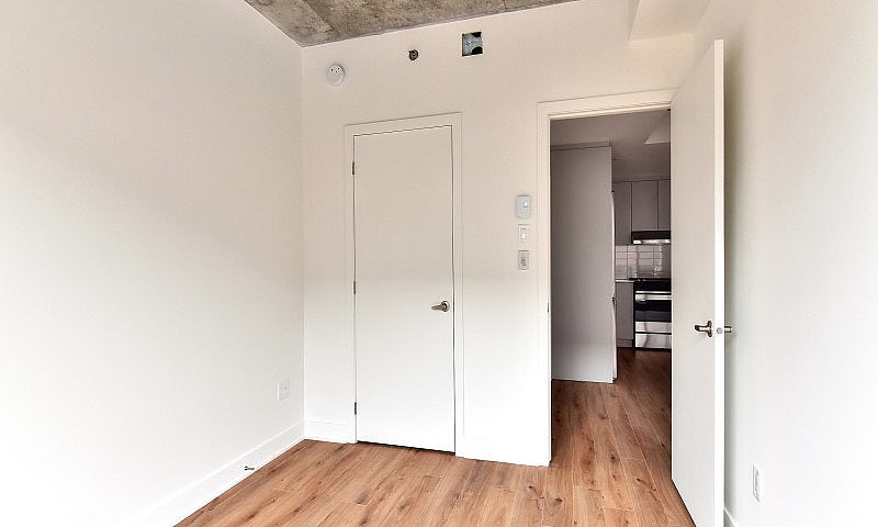 3.5 Condo Appartemen...