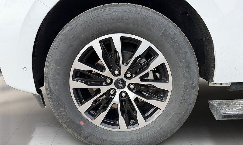 2025 Ford Expedition...