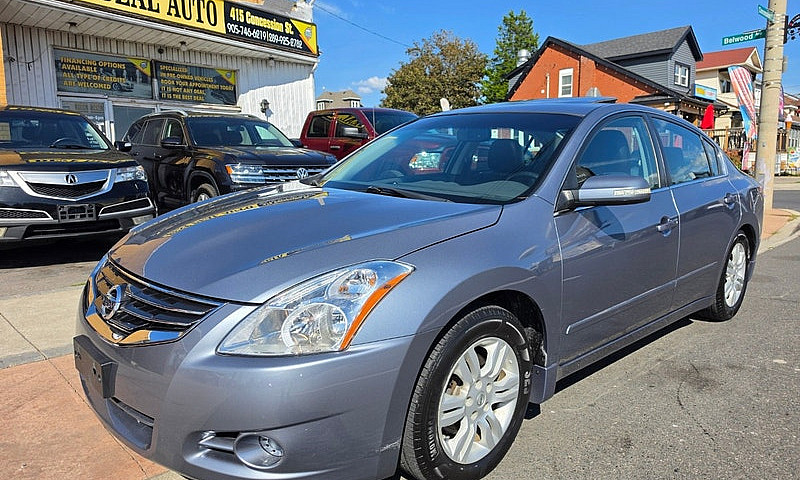 2012 Nissan Altima 2...