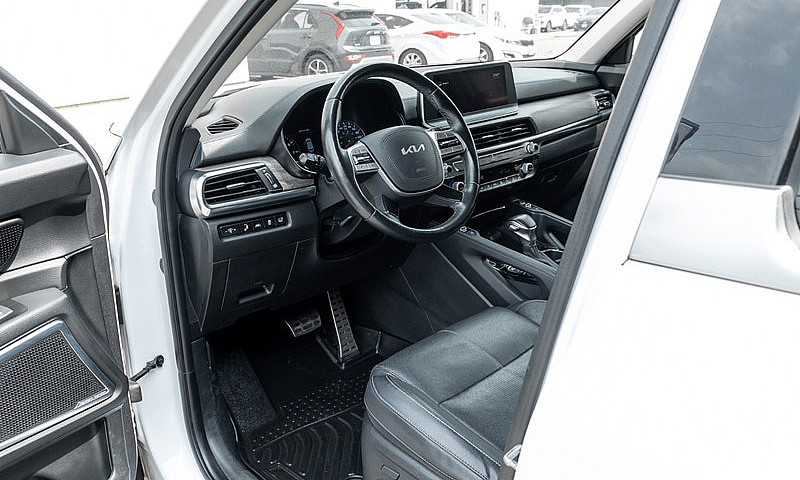 2022 Kia Telluride...