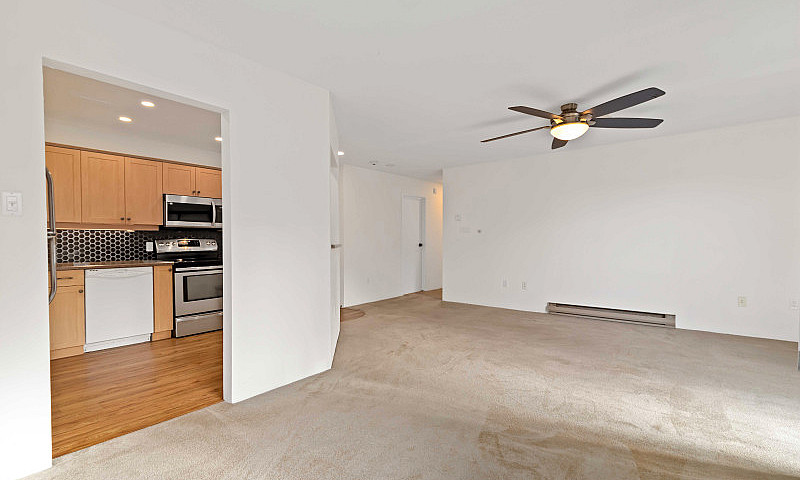 2 Beds, 2 Bath Famil...