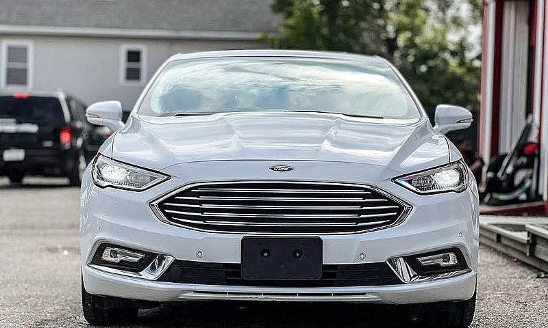 2017 Ford Fusion Tit...