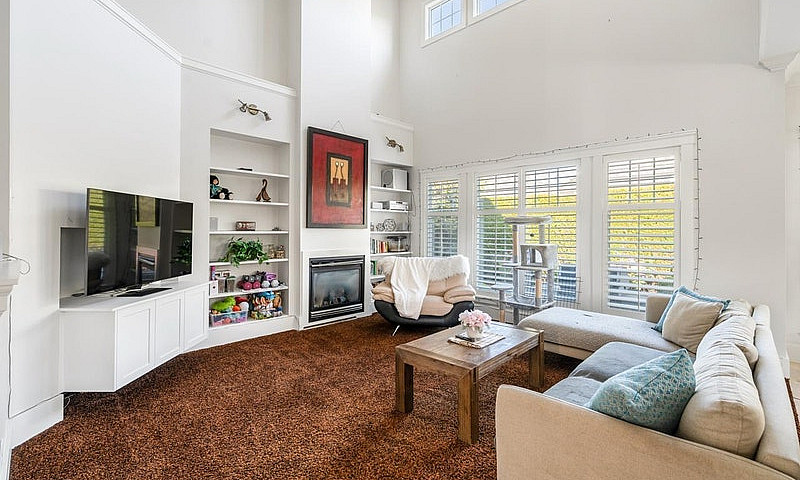 15497 37A Avenue Sur...