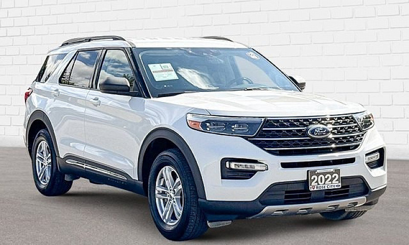 2022 Ford Explorer X...