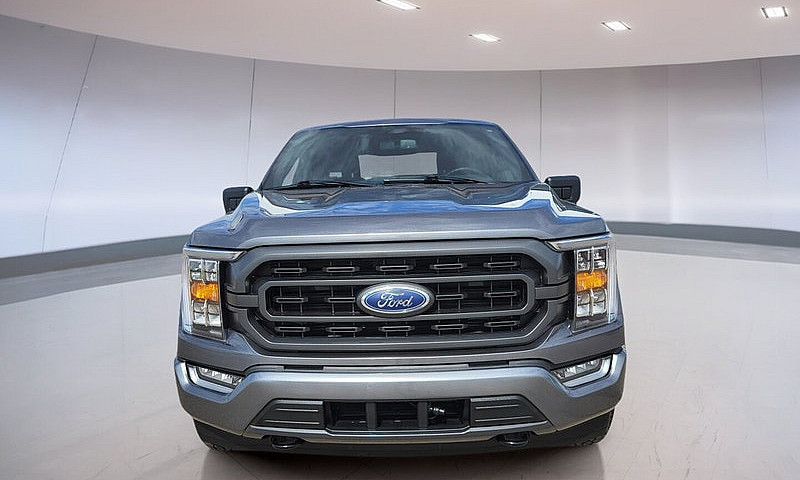Ford F-150 Xlt 2023...