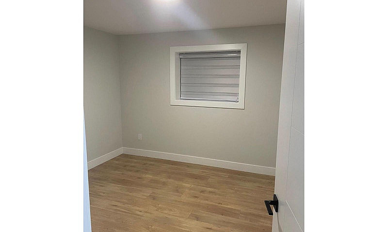 20586 72Nd Avenue La...
