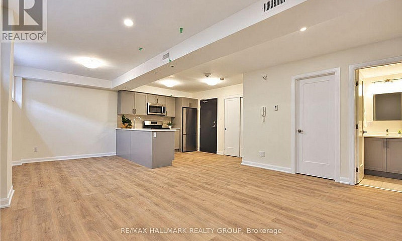 001 - 351 Croydon Av...