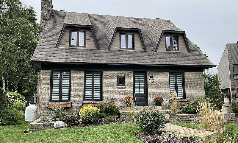 $730,000 - 2 Storey ...