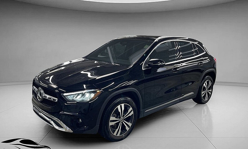 Mercedes-Benz Gla 25...