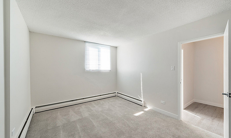 2 Bedroom - 10711 Sa...