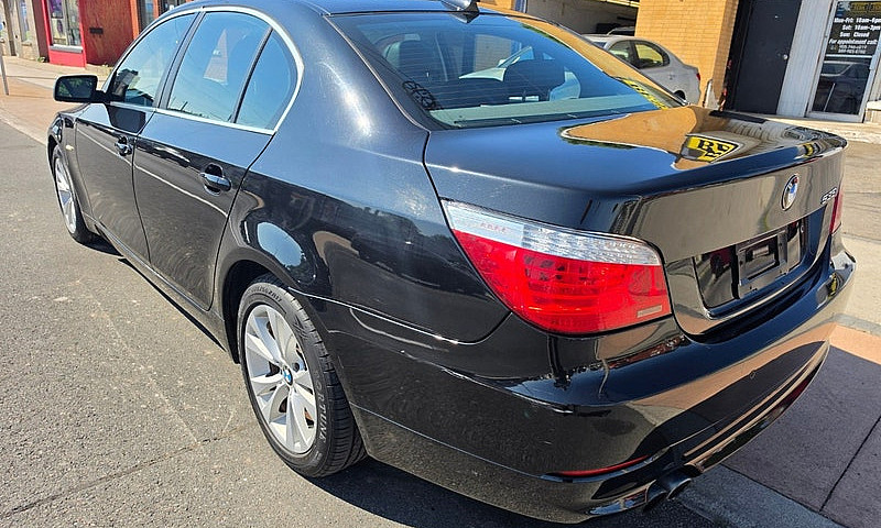 2010 Bmw 5 Series 53...