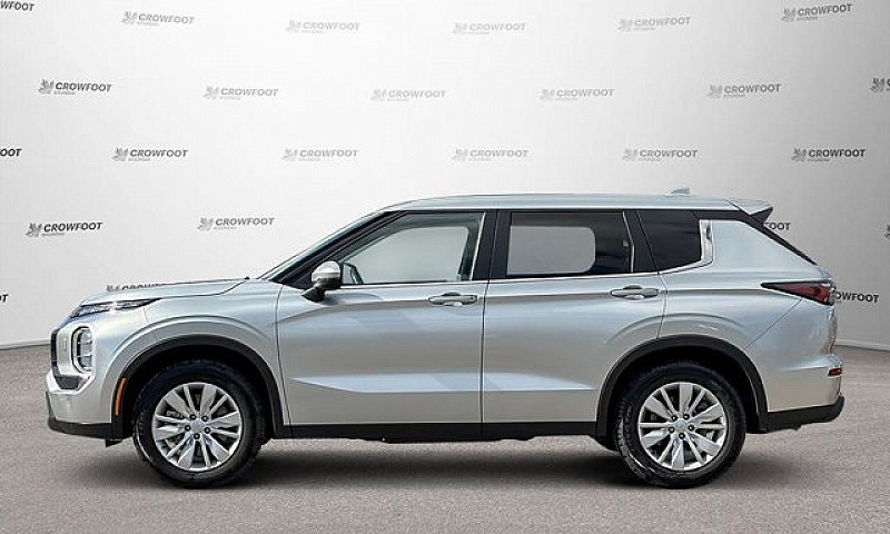 2025 Mitsubishi Outl...