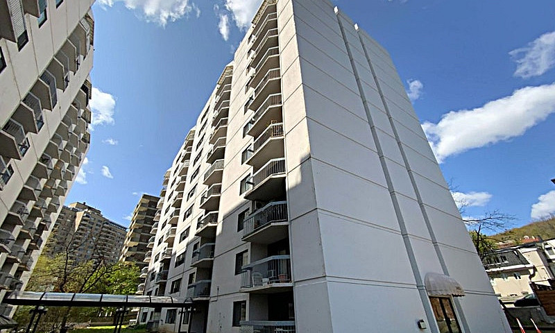 214 000$ - Condo À V...