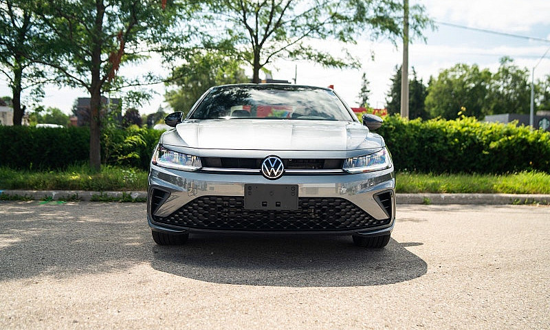 2025 Volkswagen Jett...