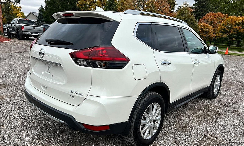 2018 Nissan Rogue Aw...