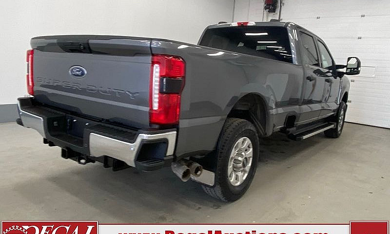 2023 Ford F-350 Xlt...