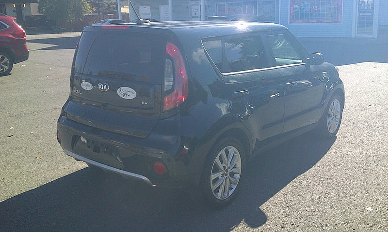 2018 Kia Soul L+ Wit...