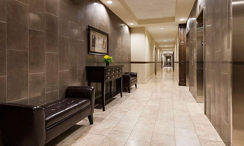 Westq - 2 Bedroom Ap...